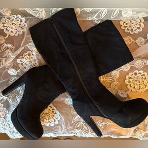 Chic Black Wide Calf 4”black Heeled Women's Bootsn